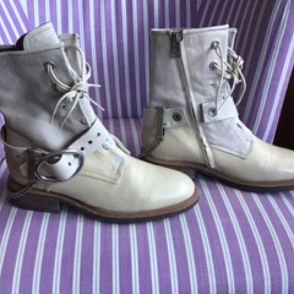 AS98 Boots New in Box - Picture 1 of 5